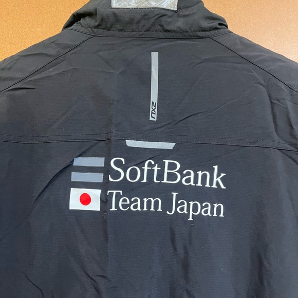 2XU sailing jacket. Soft bank Japan sponsored America’s Cup team jacket. - Picture 7 of 7